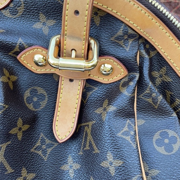 Authentic Louis Vuitton Tivoli GM Monogram EUC - Picture 11 of 16